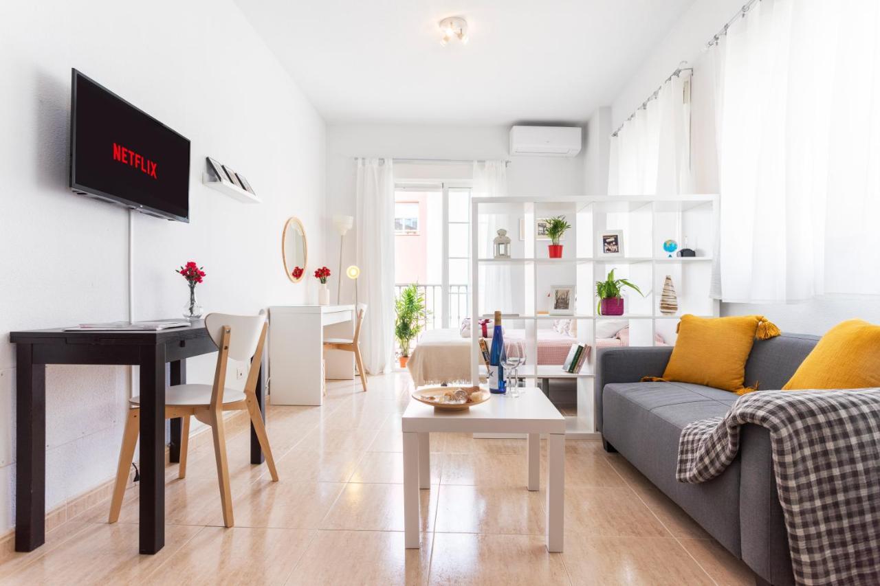 -Malagasunapts- Bright City Centre Studio Exterior foto