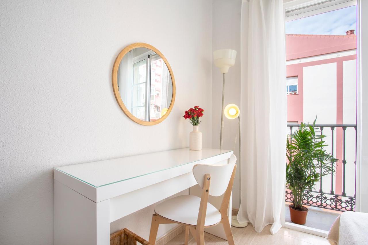 -Malagasunapts- Bright City Centre Studio Exterior foto